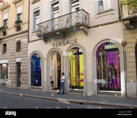 versace montenapoleone 11|versace milano italy.